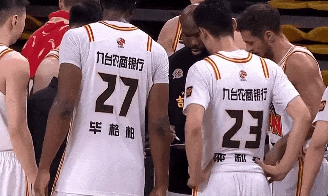 沈阳东亚战术调整，全队士气高涨的简单介绍